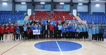 Masa Tenisi Klasman Müsabakalarında Şampiyonlar Belli Oldu