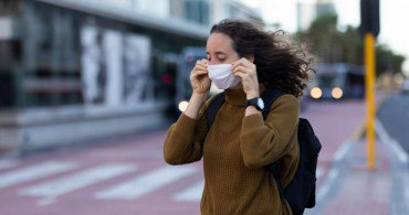 Maske, Kovid-19'a Karşı Aşıdan Daha Garantili