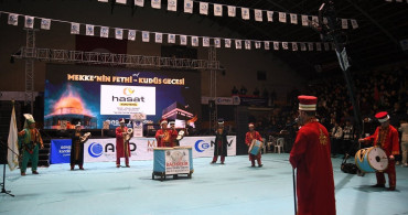 Mekke'nin Fethi ve Kudüs Gecesi Balıkesir'de Coşkuyla Kutlandı