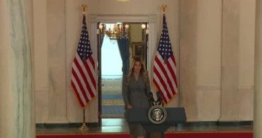 Melania Trump, Epstein İlişkisini Reddetti