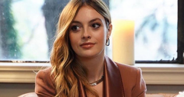 Melis Sezen'in Milyonluk Kolyesi Pes Artık Dedirtti!