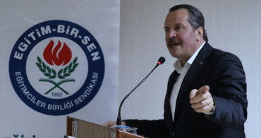 Memur-Sen Genel Başkanı Yalçın Bitlis'teki Teşkilat Buluşması'nda Konuştu