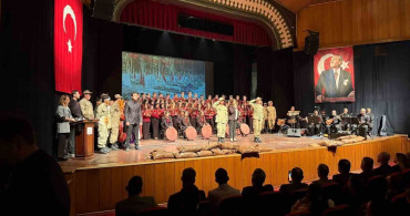 Mersin'de 111 Gençten Çanakkale Oratoryosu