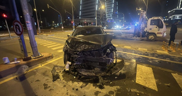 Mersin'de Ambulans ile Cip Çarpıştı: 5 Yaralı