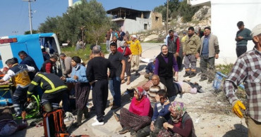 Mersin'de İşçileri Taşıyan Minibüs Kaza Yaptı! 4 İşçi Hayatını Kaybetti