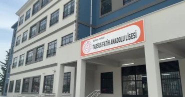 Mersin'de Lise Öğrencisi Silahla Yakalandı