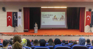 Mersin'de Meslek Tanıtım Semineri Düzenlendi
