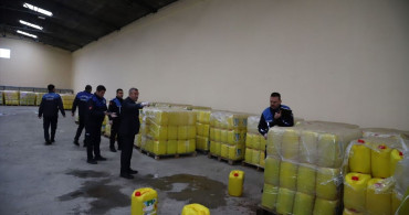 Mersin'de Su Karıştırılmış Ayçiçeği Yağı Operasyonu