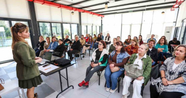 Mersin’de Ücretsiz Kurslarla Sosyal Yaşam Geliştiriliyor