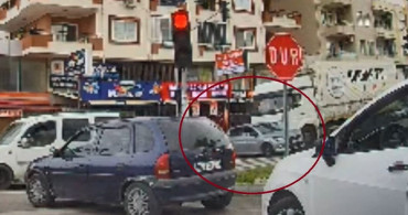 Mersin'de Ucuz Atlatılan Kaza Anı Kameralara Yansıdı