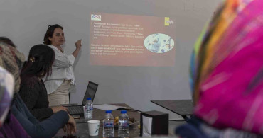 Mersin'de Üretici Kadınlara Gıda Okuryazarlığı Eğitimi