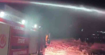 Mersin’deki çöp sahasında yangın ormanlık alana sıçradı