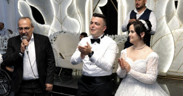 Mersin'deki Düğünde Sıradışı Sürpriz: Lastik ve Motor Yağı