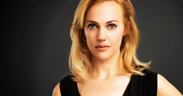 Meryem Uzerli'nin Dudakları Olay Oldu