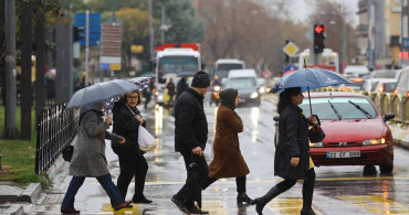 Meteoroloji o illeri uyardı: Gök gürültülü sağanak yağış geliyor