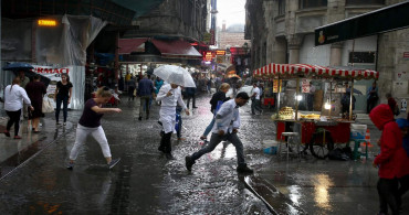 Meteoroloji tek tek açıkladı: 12 şehirde yoğun sağanak yağış görülecek
