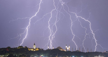 Meteoroloji’den 10 ile sarı kodlu uyarı: Kuvvetli sağanak yağış geliyor
