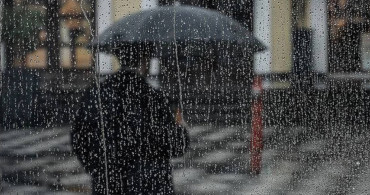Meteoroloji'den iki ile uyarı geldi: Bayramın ilk günü hava nasıl olacak?