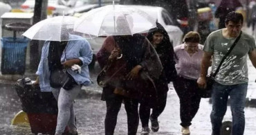 Meteoroloji’den yeni duyuru: Sıcaklıklar düşmeye başlayacak! Sağanak yağışlar geliyor