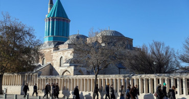 Mevlana'nın 752. Vuslat Yıl Dönümü Törenlerinde Yoğun Katılım