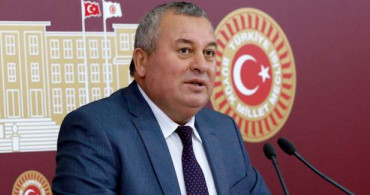 MHP'den İhraç Edilen Cemal Enginyurt'a CHP'den Teklif