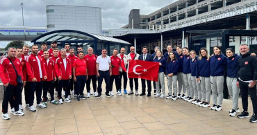 Milli Boksörler Dünya Şampiyonası İçin İngiltere'ye Ulaştı