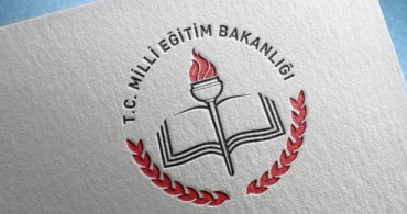 Milli Eğitim Bakanı Selçuk'tan Açık Öğretim Öğrencilerine Müjde