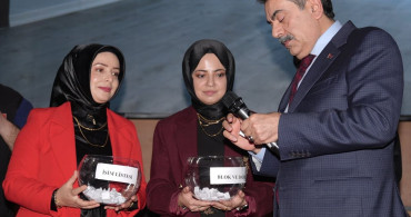 Milli Eğitim Bakanı Tekin, Erzurum'da Sosyal Konut Programı'nda Katkıda Bulunmak İstedi