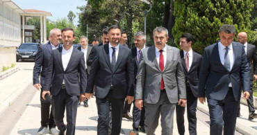 Milli Eğitim Bakanı Tekin'den Kağıthane Belediyesine Ziyaret