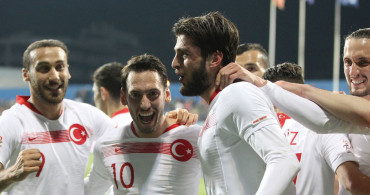Milli Futbolcumuz Takımına Veda Etti