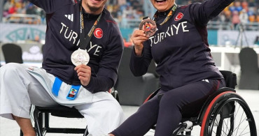 Milli Para Karateciler Mısır'da 2 Madalya Kazandı