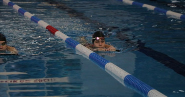 Milli Yüzücü Derin Anbarlı'dan Hedef: Uluslararası Madalya