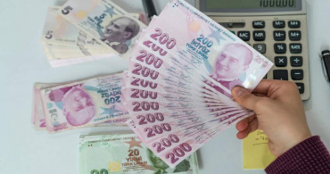 Milyonlarca çalışan yapılacak zammı bekliyor: Asgari ücret ne kadar olacak?