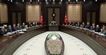 Milyonlarca emeklinin gözü Kabine Toplantısı'nda: Emekli bayram ikramiyesi bugün belli oluyor!
