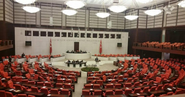 Milyonlarca kişiyi ilgilendiren düzenlemenin hazırlıkları tamamladı: Çalışma hayatını değiştirecek kanun teklifi Meclis’te