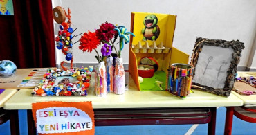 Minik Ellerden Sanat: Alaçatı'da Geri Dönüşüm Sergisi