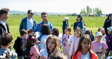 Minik Öğrenciler Havacılıkla Tanıştı