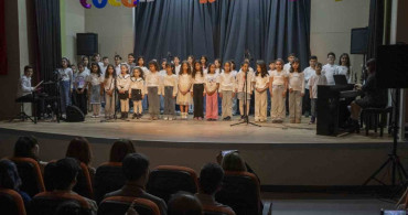 Minik Yetenekler Bahar Şenliği'nde Sahne Aldı