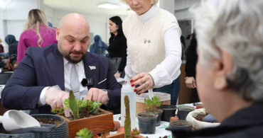 Minyatürlerle Hayal Bahçeleri