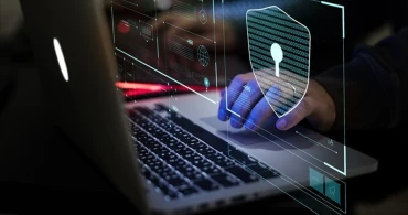MİT’ten dev siber operasyon: 10 şüpheli tutuklandı, 318 site kapatıldı!