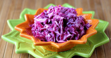 Mor Lahana Salatası Tarifi