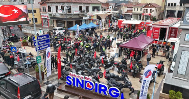 Motosiklet Tutkunları Sındırgılı Depremzedeler İçin Bir Araya Geldi