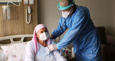 MS Hastası Doktor Yüzlerce Koronavirüs Hastasını Tedavi Etti
