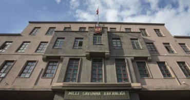 MSB: Bayrağa Uzanan Kirli Eller Kırılır