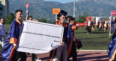 Mskü mühendislik fakültesi mezuniyet töreni düzenlendi