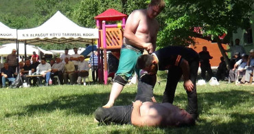 Mudurnu er meydanında fair-play örneği