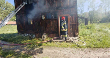 Mudurnu'da Yangın: Ceviz Ağacı Yangına Engel Olmak İçin Kesildi