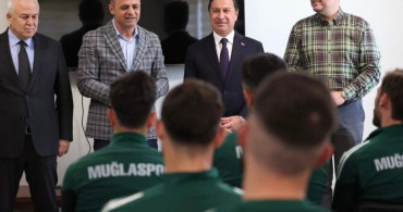 Muğla Belediye Başkanı Aras: Muğlaspor'a Bayraklarla Destek Olun