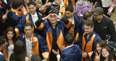 Muğla Sıtkı Koçman Üniversitesi edebiyat fakültesi mezuniyet töreni gerçekleştirildi