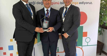 Muğla, Türkiye Belediyeler Birliği'nden genç dostu kent ödülü aldı